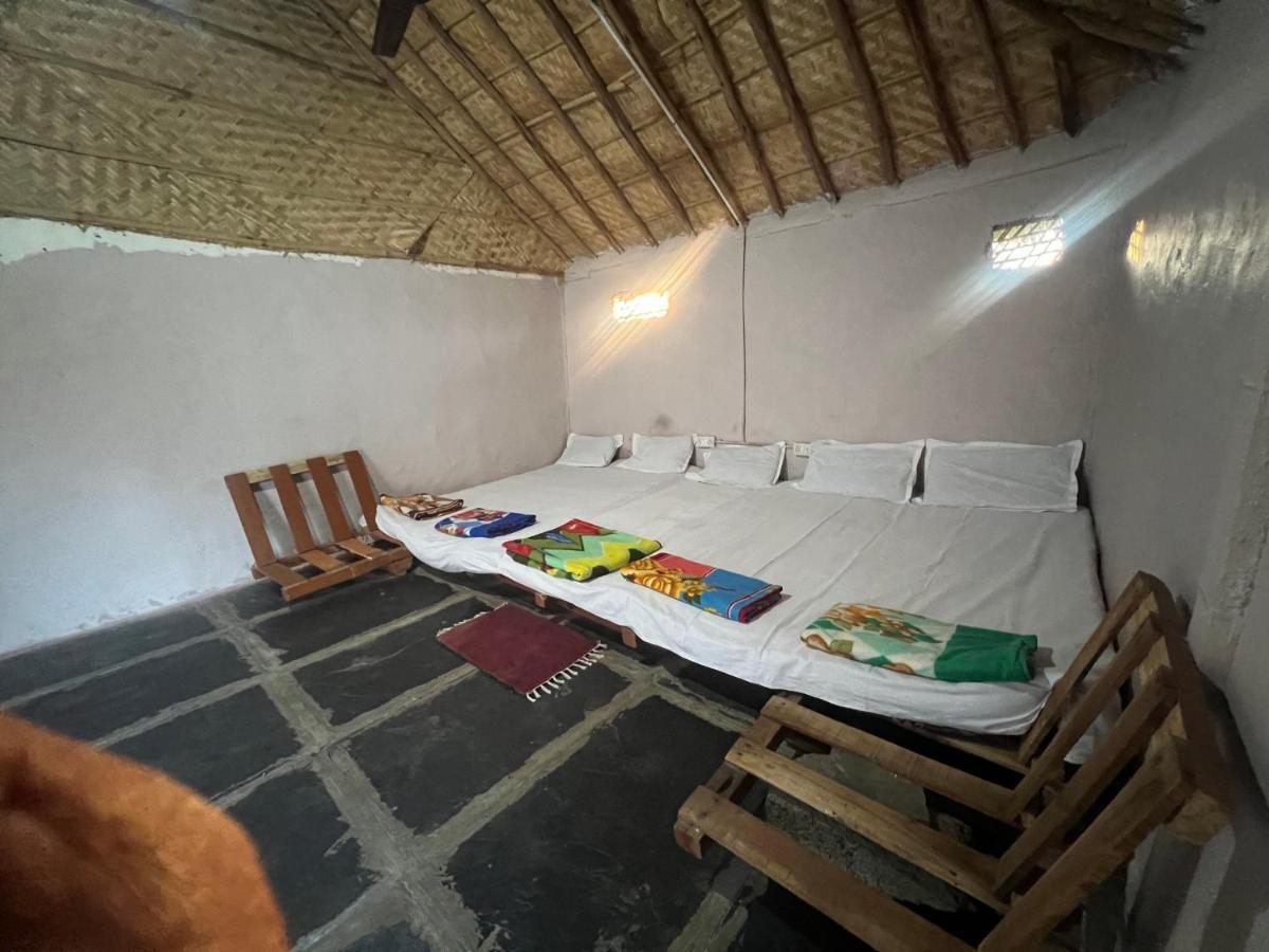 Hippie Land Hampi Ξενοδοχείο Εξωτερικό φωτογραφία